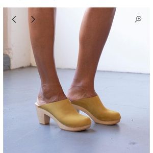 Clementine Closed Toe High Heel in Fennel